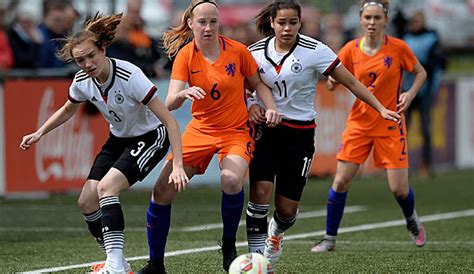 Finale, fotball em program, 11 juli 2021. U17-EM:Juniorinnen im Finale