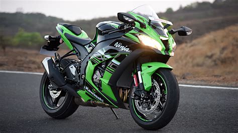 Kawasaki Ninja Zx 10r 2016 Std Compare Bike Photos Overdrive