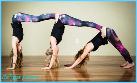 Practicing these partner yoga poses is a perfect way to strengthen your mind, body, and. Yoga poses 2 person easy - AllYogaPositions.com