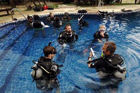 Koh Taos Most Experienced Padi Course Director Matt Bolton Welcomes