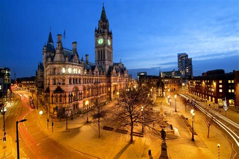 Discovering Manchester, England - Leisure Group Travel
