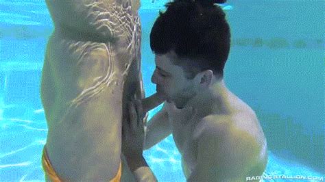 Underwater Blowjob Cumception