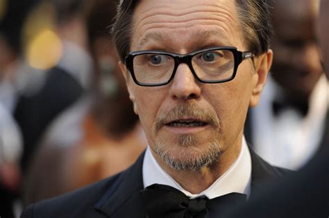 Gary Oldman Apologizes For Offensive Comments About Jewish People