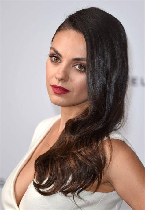 Whats Mila Kunis Been Up To Slaying It In The Hair And Makeup Department Maquillaje Para El