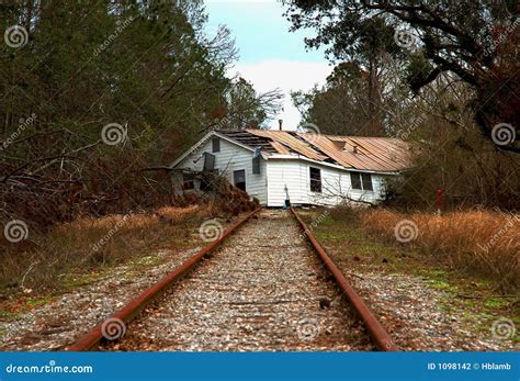 House On Railroad Tracks Stock Photography Image 1098142