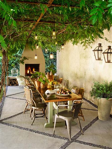 The tuscan decorating style has become pretty popular in the u.s. A Stylish Taste of Italy | Create a Tuscan Outdoor Room ...