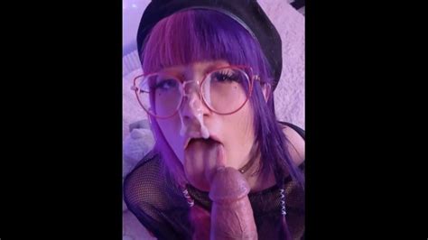 Nerdy Emo Girl Blowjob Gets Glasses Dirty Close Up Vertical Pov Kakao