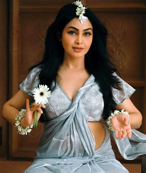 Shubhangi Atre Social Media Tv Actress Hot Hd Photo Indiancelebblog Com