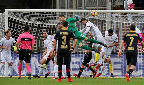Compare benevento and ac milan. AC Milan stunned as Benevento GOALKEEPER scores in shock ...