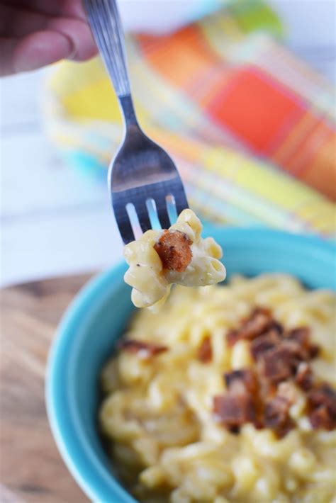 The Creamiest Slow Cooker Mac And Cheese Recipe On The Web