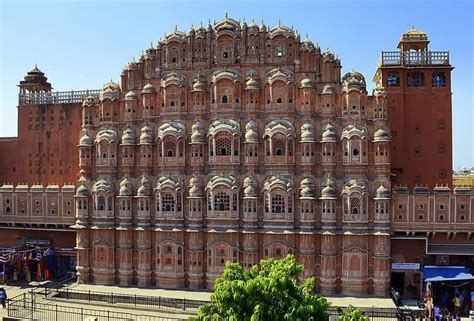 10 Historical Places in India (2022) - List of Historical Places in ...