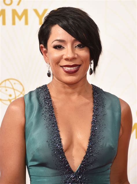 8 hair and makeup trends spotted on latinas at the 2015 emmys glamour