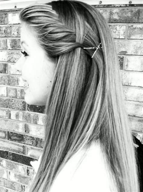 Cute hairstyles to do with straight hair. 14 High-Fashion Haircuts for Long Straight Hair - PoPular ...