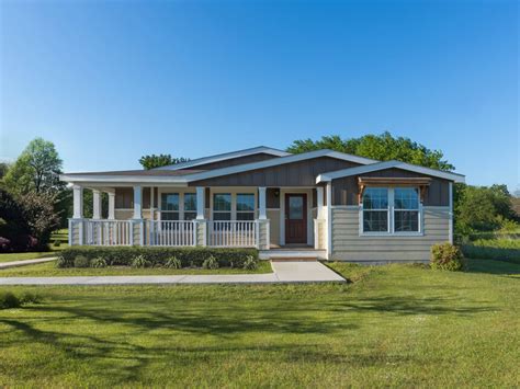 the la belle 41764d manufactured home from palm harbor homes a cavco company