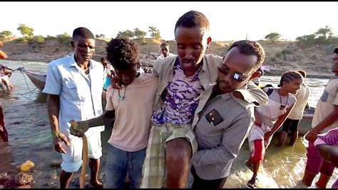 Thousands Flee Fighting In Ethiopia Cross Border To Sudan Youtube