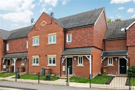 Shepherds Spring Lane Andover Sp10 3 Bedroom Terraced House For Sale