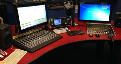 Check spelling or type a new query. BBC lanza estación de radio virtual - Clases de Periodismo