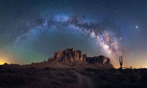 10 Stunning Photos Of The Superstition Mountains That Remind You Why It