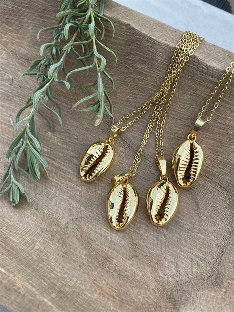 Cowrie Shell Necklace 14k Gold Necklace Boho Cowry Shell Etsy