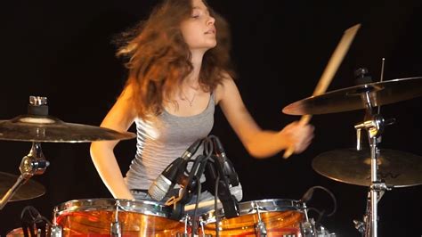 Sina Amazing Girl Drummers Foto Fanpop