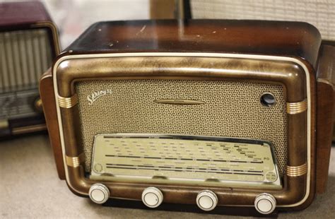 past present obsession n°2 les radios anciennes