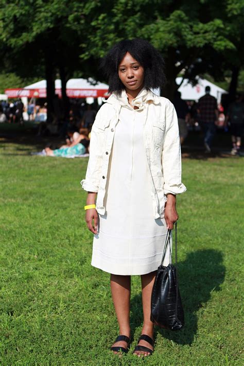 writer jessica dilworth shows off her summertime layers pitchfork music festival street style