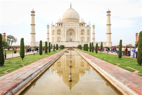 10 Most Famous Landmarks In Asia That Should Be On Your Bucket List