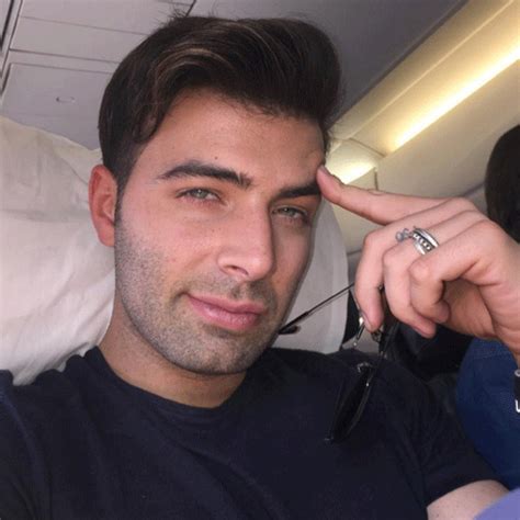 From Pop Star To Jesus Christ Jencarlos Canela Shares His Journey To