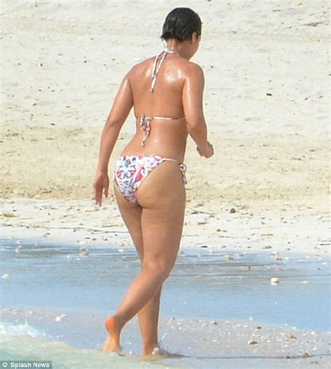 Top 30 Alicia Keys Bikini Hot And Sexy Photos 2023
