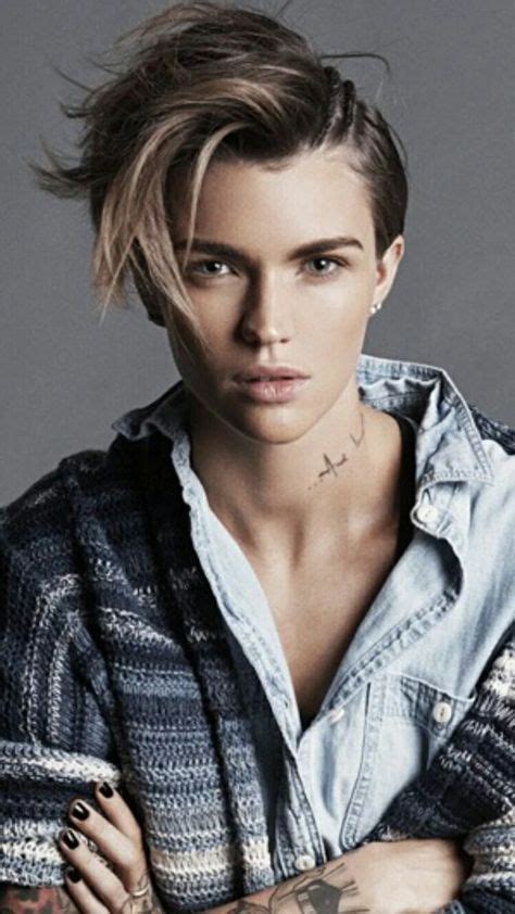 Ruby Rose Plus Tombabe Hairstyles Hairstyles Haircuts Cool Hairstyles Very Short Hair Short
