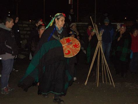Mapuches De Talcahuano Celebraron El We Tripantu A Orillas Del Mar