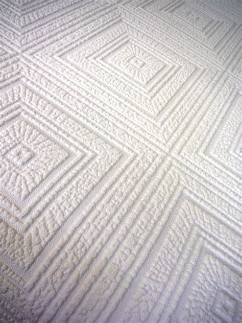 White Paintable Blown Vinyl Wallpaper Geometric Traditional Textured