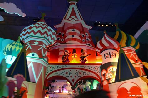 It turned out that the guy i met in japan was traveling to upstate new york. "it's a small world" — DLP Guide • Disneyland Paris Guidebook
