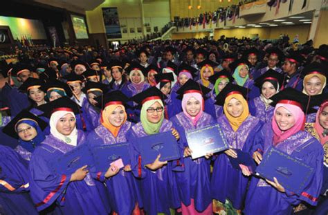 Universiti malaysia terengganu (umt) is the 14th public university in malaysia and is located at mengabang telipot, kuala terengganu. Profile Universiti Malaysia Terengganu (UMT) - Where To ...
