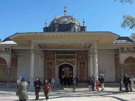 Guide To Topkapi Palace The Most Visited Museum In Istanbul Joys Of