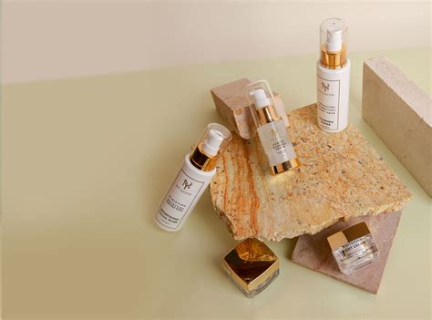 Glow glowing beauty skin care original 5 in 1 rm 80.00 (semenanjung) rm 99.00 (sabah/sarawak/labuan). NY Glow Glowing Series: Rahasia Kulit Glowing dalam 2 ...