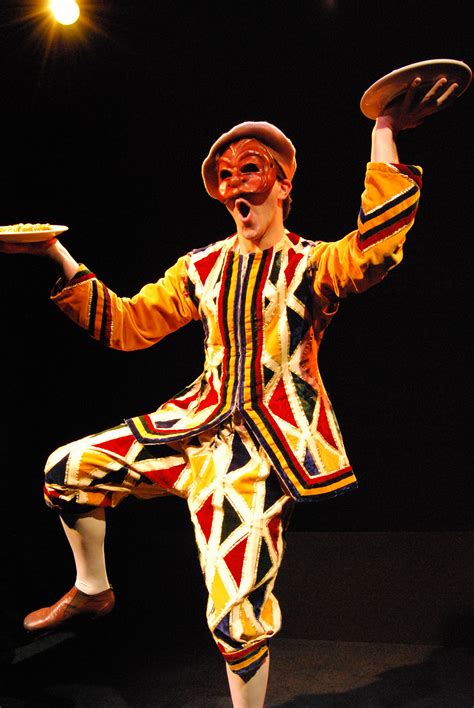 Arlecchino Commedia Dell Arte