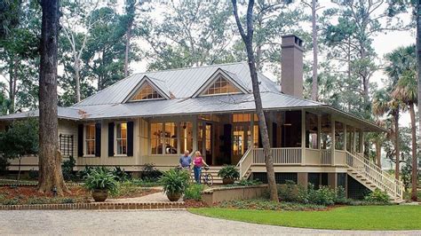 6 small new potatoes, cut in half. 45 Modern Farmhouse Exterior One Story Wrap Around Porches ...