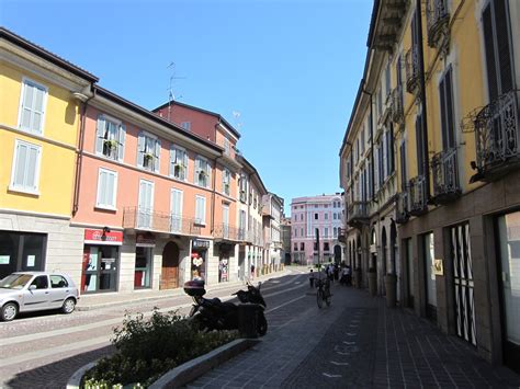 From wikimedia commons, the free media repository. Fashion Gourmet: Follow me in... Monza