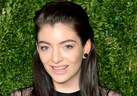 Everyone from lorde to kendrick lamar shined this year. Lorde Will Be the Musical Guest on 'SNL' Next Week ...