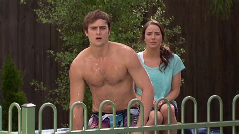 Auscaps Chris Milligan Shirtless In Neighbours Episode 6798