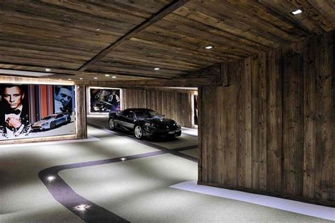 Luxury Home Underground Garage
