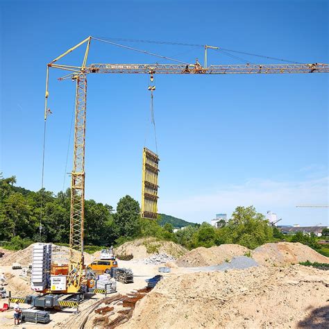 Erecting A Tower Crane Made Simple Equipment And Contracting