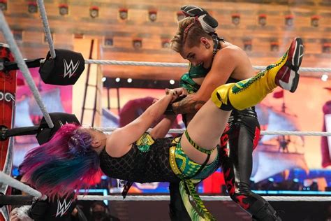 Rhea ripley(c) defeated asuka and charlotte flair. Rhea Ripley, Asuka, Charlotte Set for Women's Title Bout at WWE WrestleMania Backlash | Bleacher ...