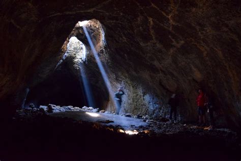 Skylight Cave Oregon An Off The Beaten Path Gem Near Sisters Bend Or