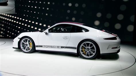 World Premiere Porsche 911 R Geneva Motor Show 2016 Youtube