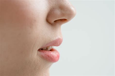 Lipstick For Eczema Lips Best Treatment Tips
