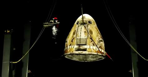 Spacex Devuelve Con éxito A Cuatro Astronautas De La Estación Espacial