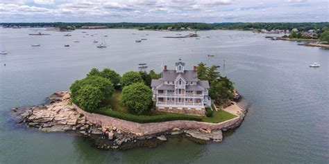 Theres A Magical Collection Of Private Islands For Sale Off The Coast