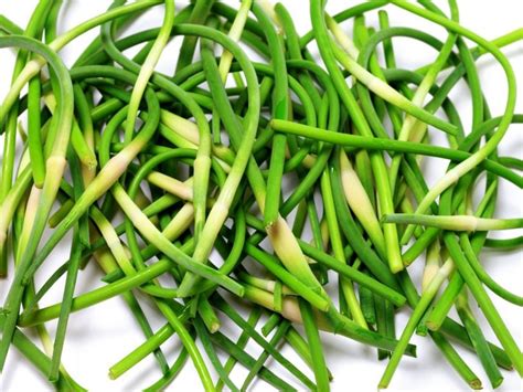 Garlic Scapes What Are They And What Do You Do With Them